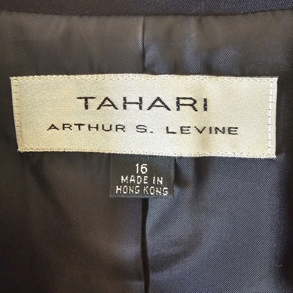 TAHARI Arthur S. Levine Blazer - Picture 3 of 7